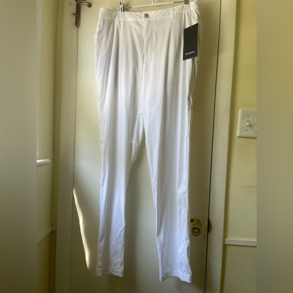 NWT Lululemon Commission Relaxed-Tapered Golf Pant 32” long